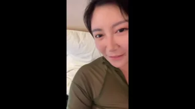 邻居骚母狗偷情隔壁王胖子
